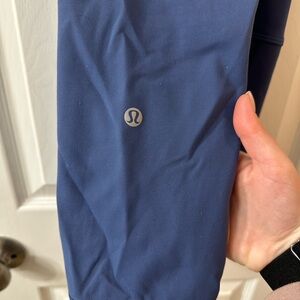 LIKE NEW - Lululemon Pitch Blue Wunder Train Crops